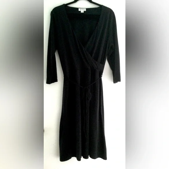 green emerald velvet dress Nmoder Midi Dresses for Women A-Line Fit and Flare Dress 3/4 Sleeve V Neck  Cocktail Wedding Guest Work Dress with Pockets at Amazon Women's Clothing  store main image 1